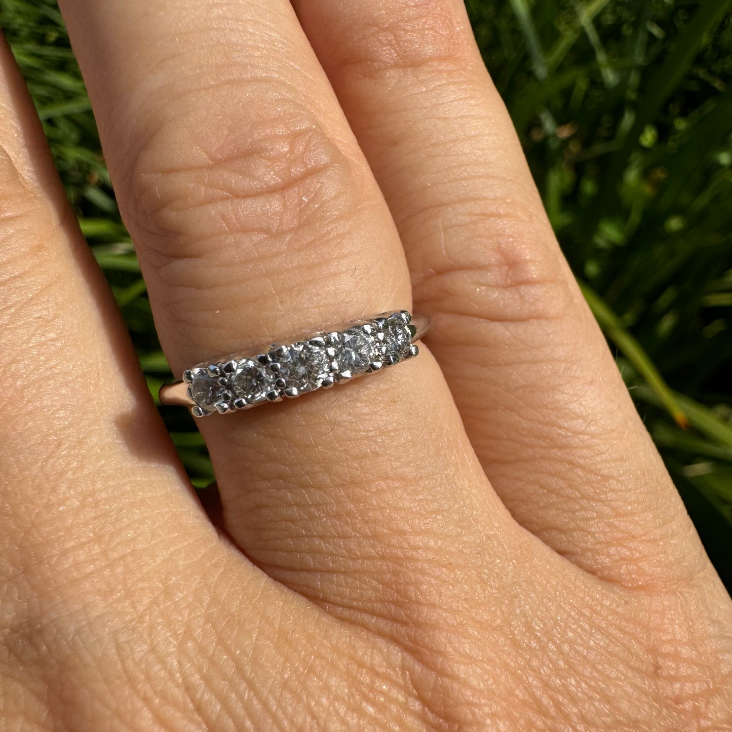 14K gold ring set with Diamonds