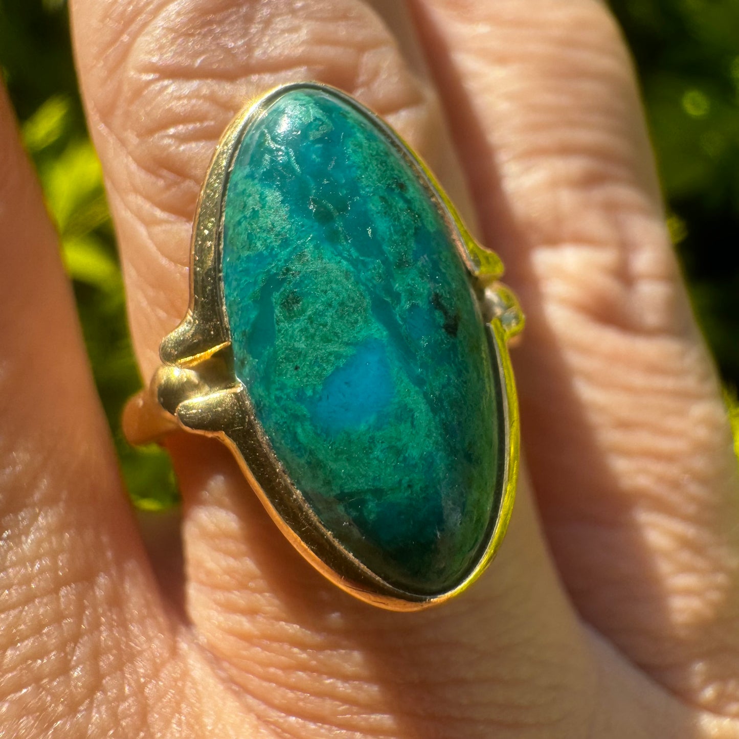 טבעת זהב צהוב 14 קראט משובצת אבן אילת