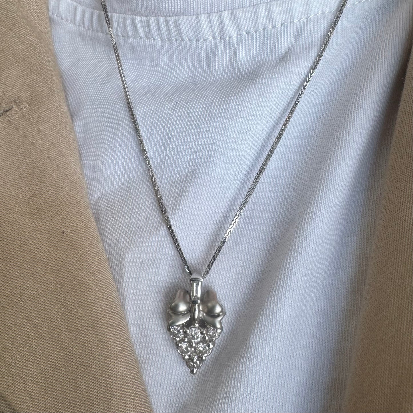 14K gold necklace & 18K gold pendant set with Diamonds