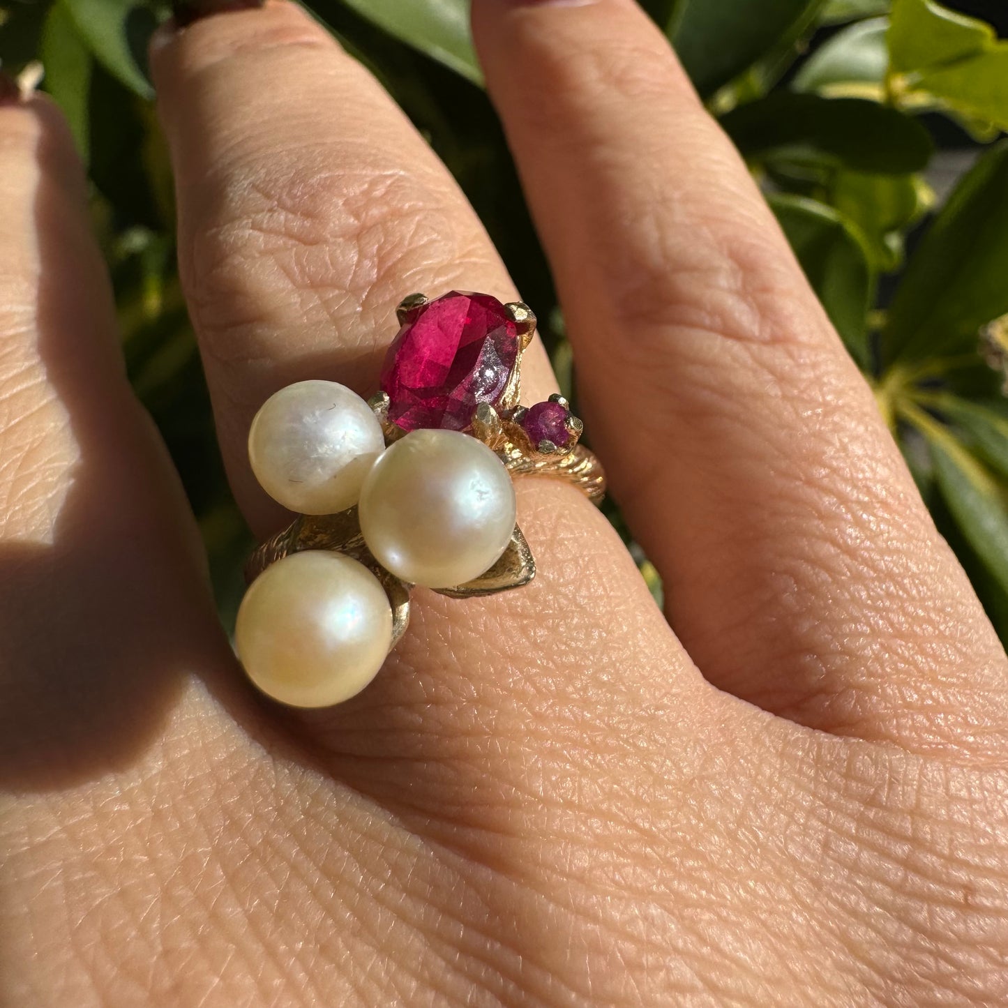 14K gold ring set with 3 Pearls & Ruby