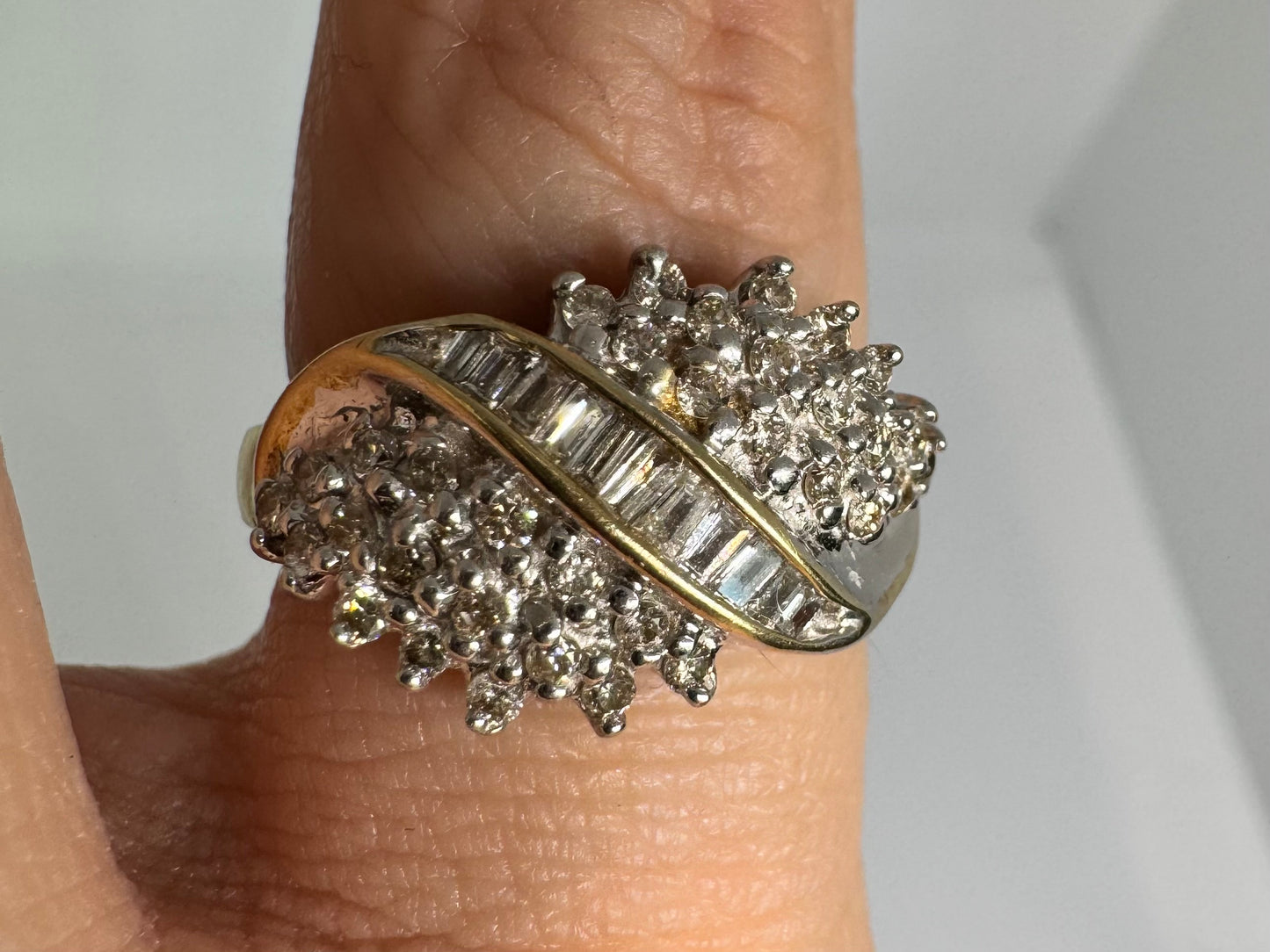 10K gold ring set with Diamonds