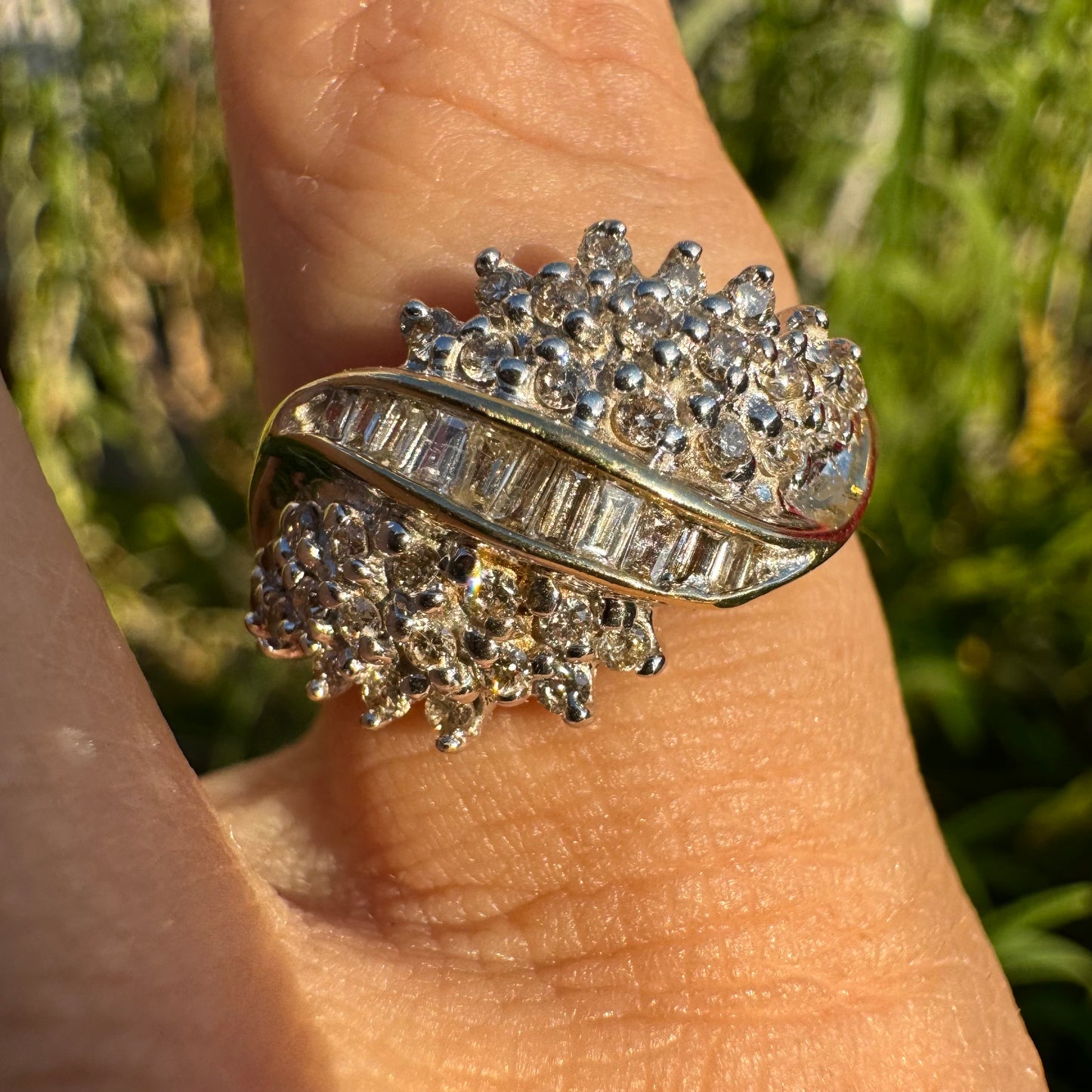 10K gold ring set with Diamonds