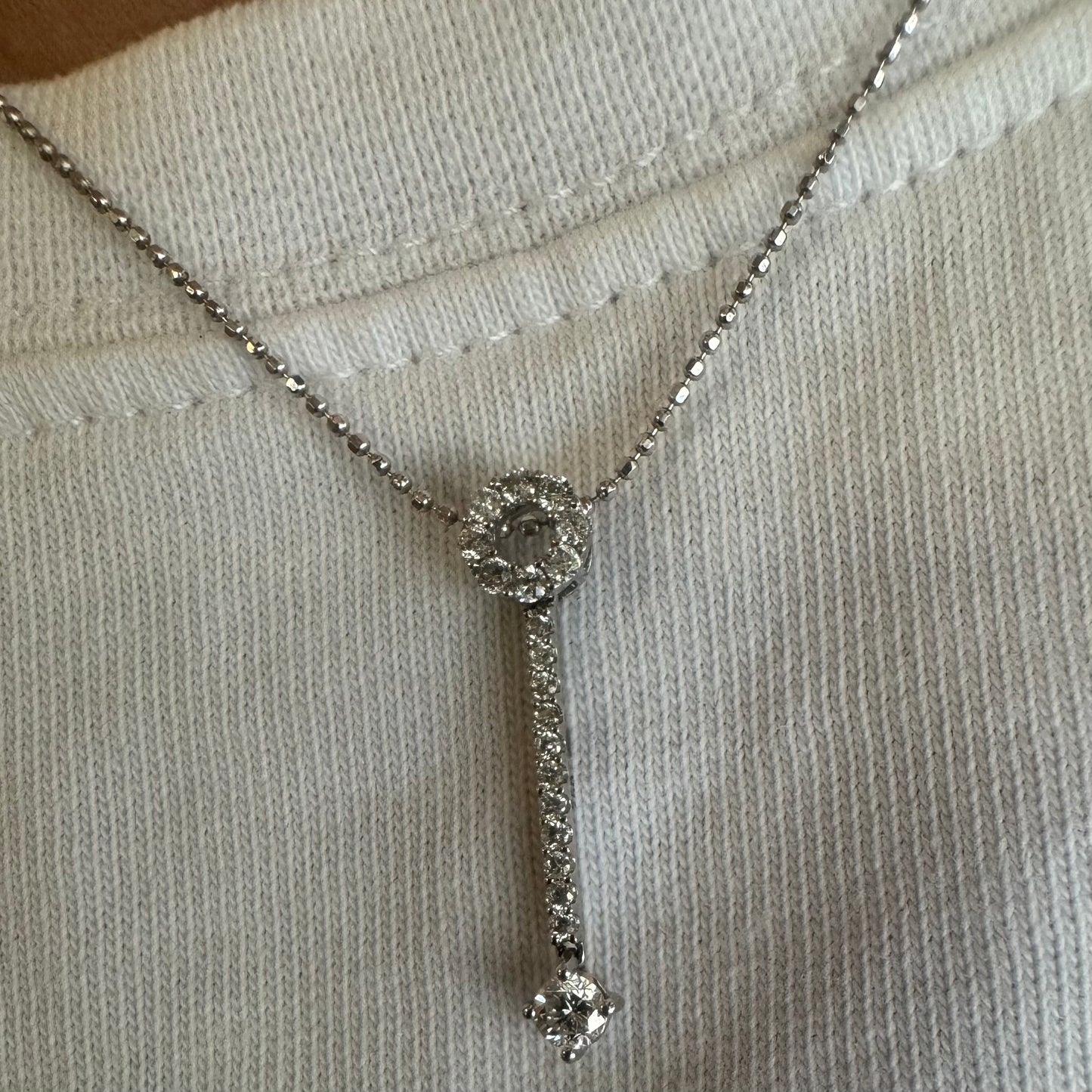 14K gold elegant and delicate Diamonds necklace