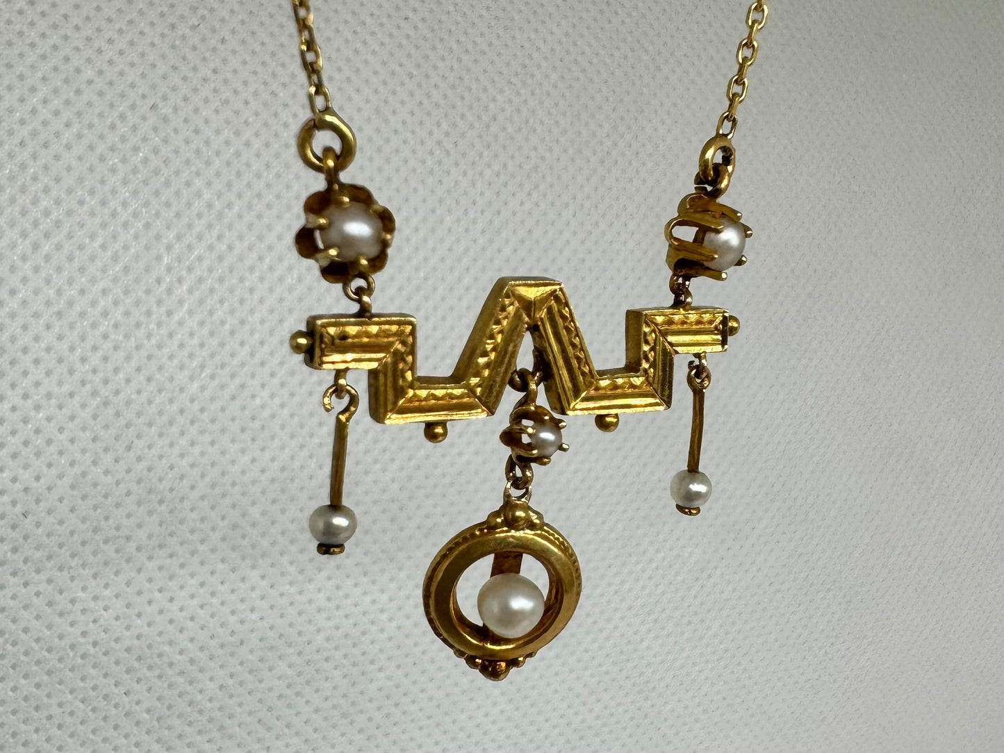 14K gold Necklace set with Pearls