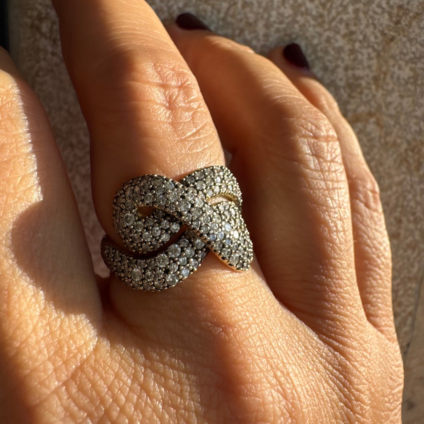 18K gold ring by H.Stern, from the iconic Celtic Dunes collection, fully set with brilliant Diamonds