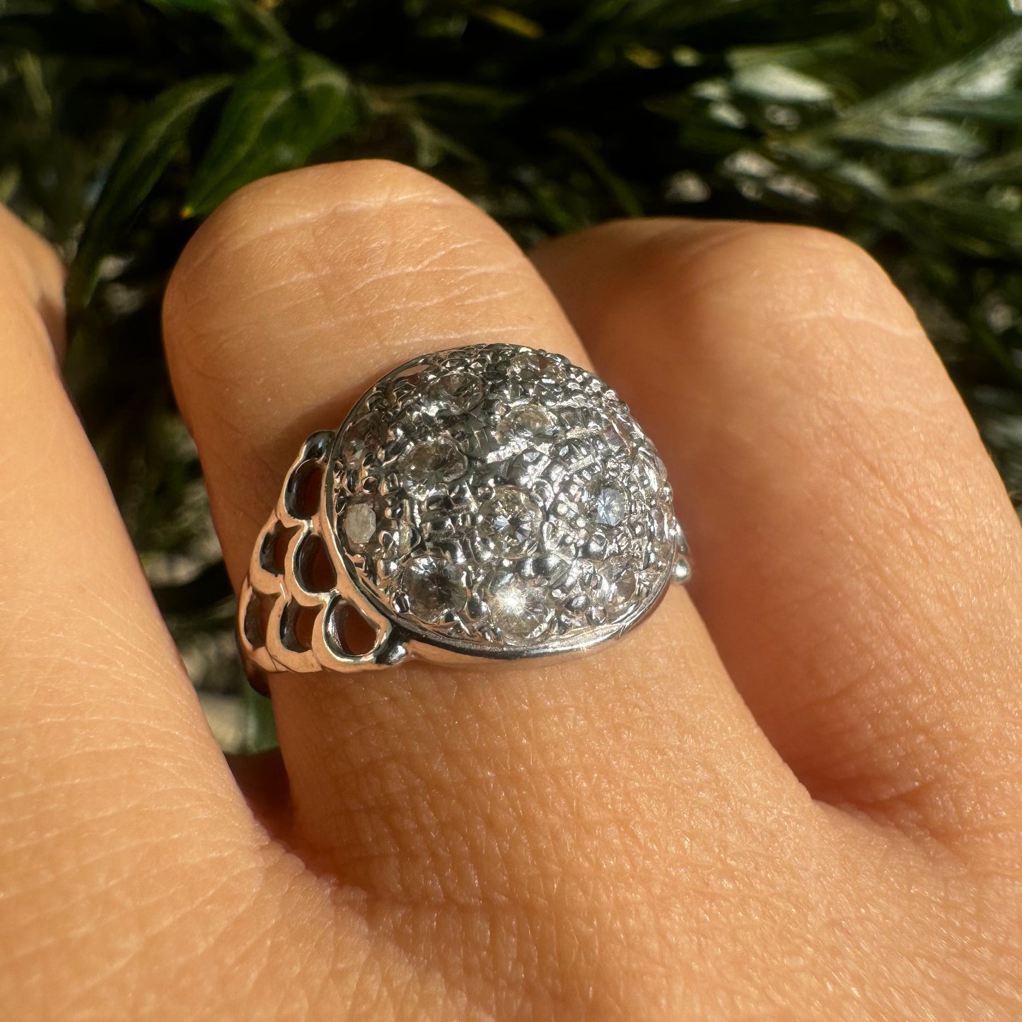 14K gold ring set with Diamonds