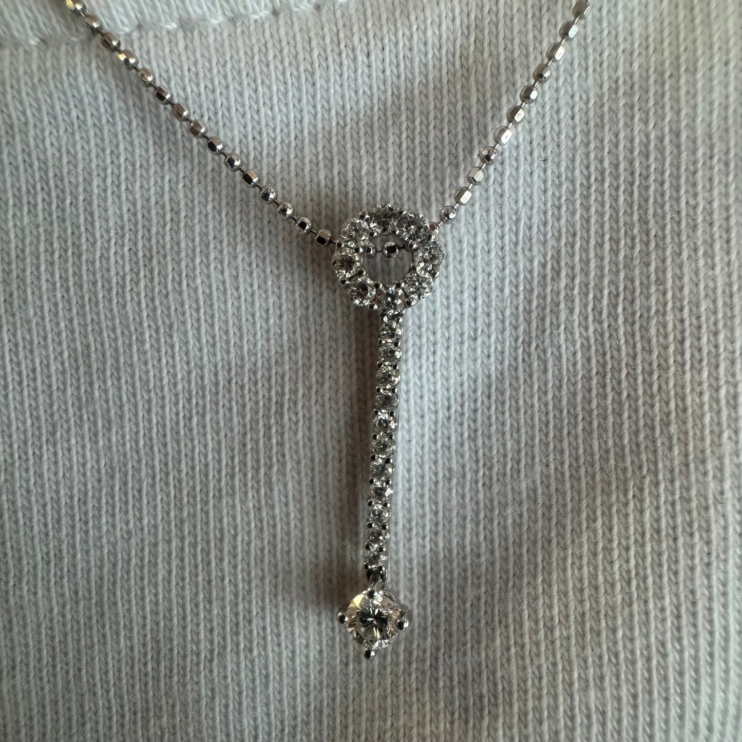 14K gold elegant and delicate Diamonds necklace