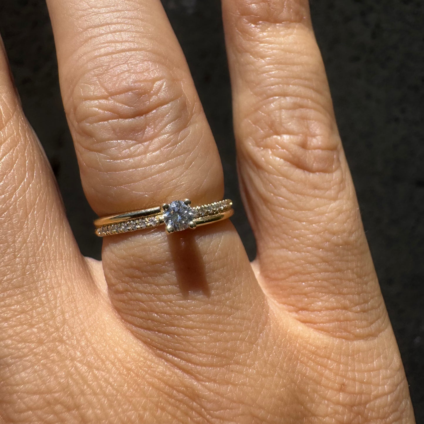 14K gold ring set with Diamonds