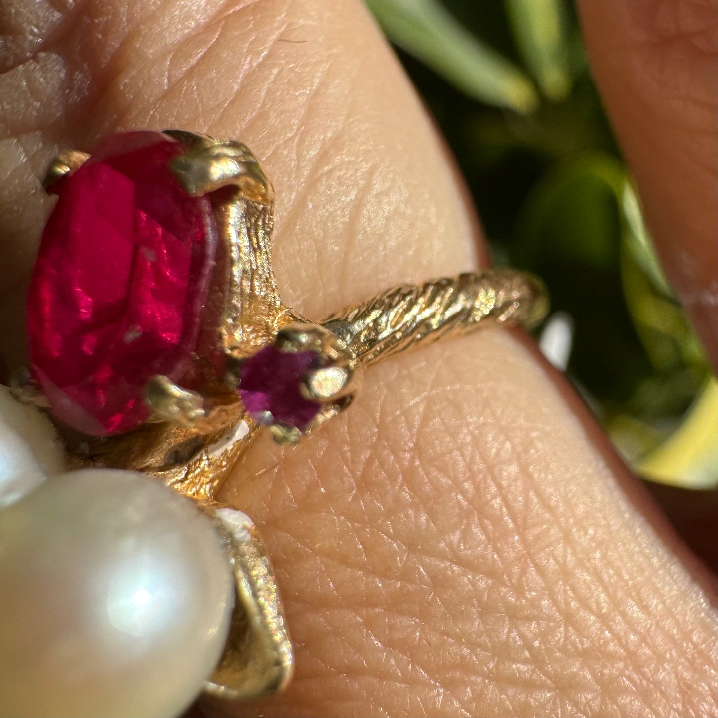 14K gold ring set with 3 Pearls & Ruby