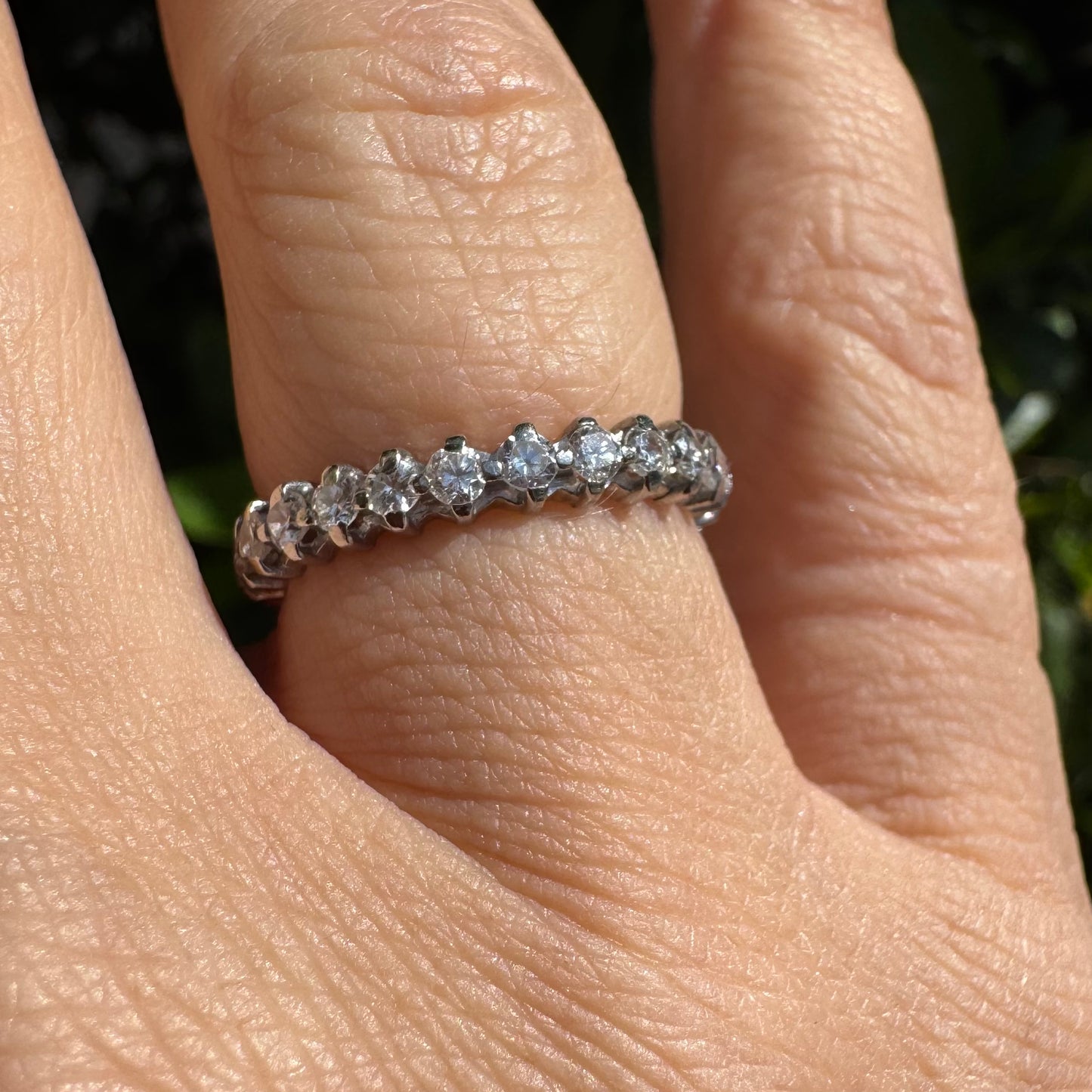 18K gold Eternity ring set with Diamonds