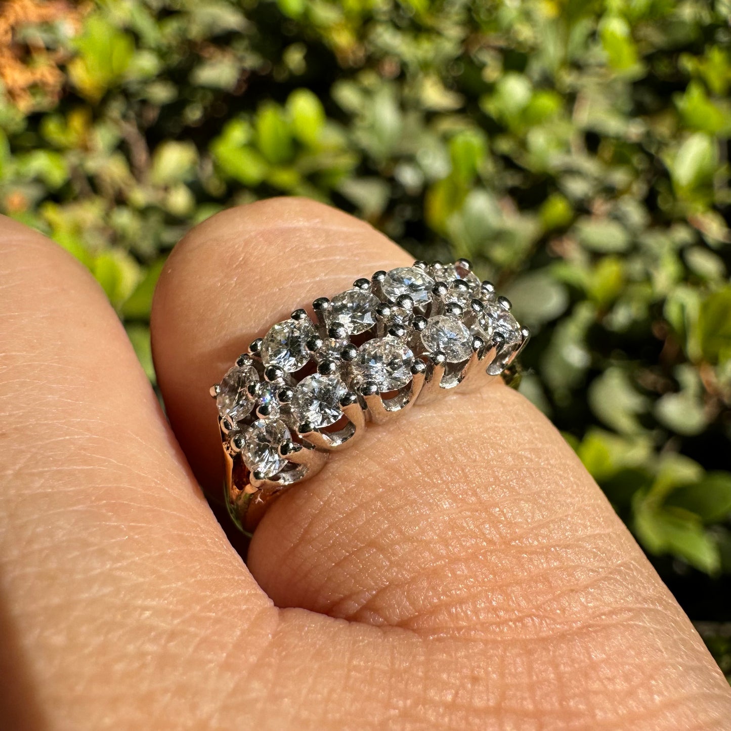 14K gold ring set with Diamonds