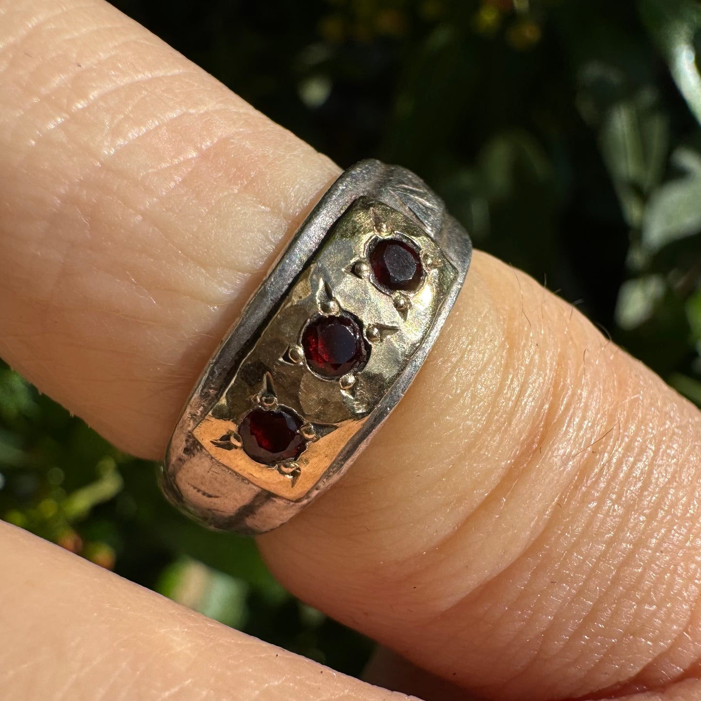9K gold ring set with Garnets