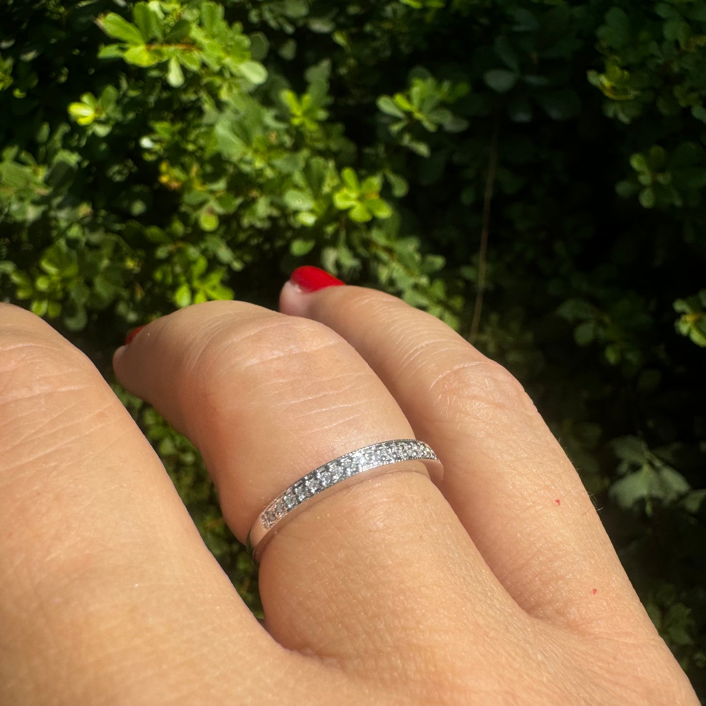 14K gold ring set with Diamonds