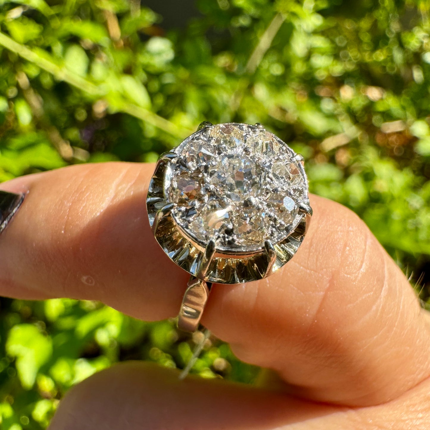 18K white gold ring set with Diamonds