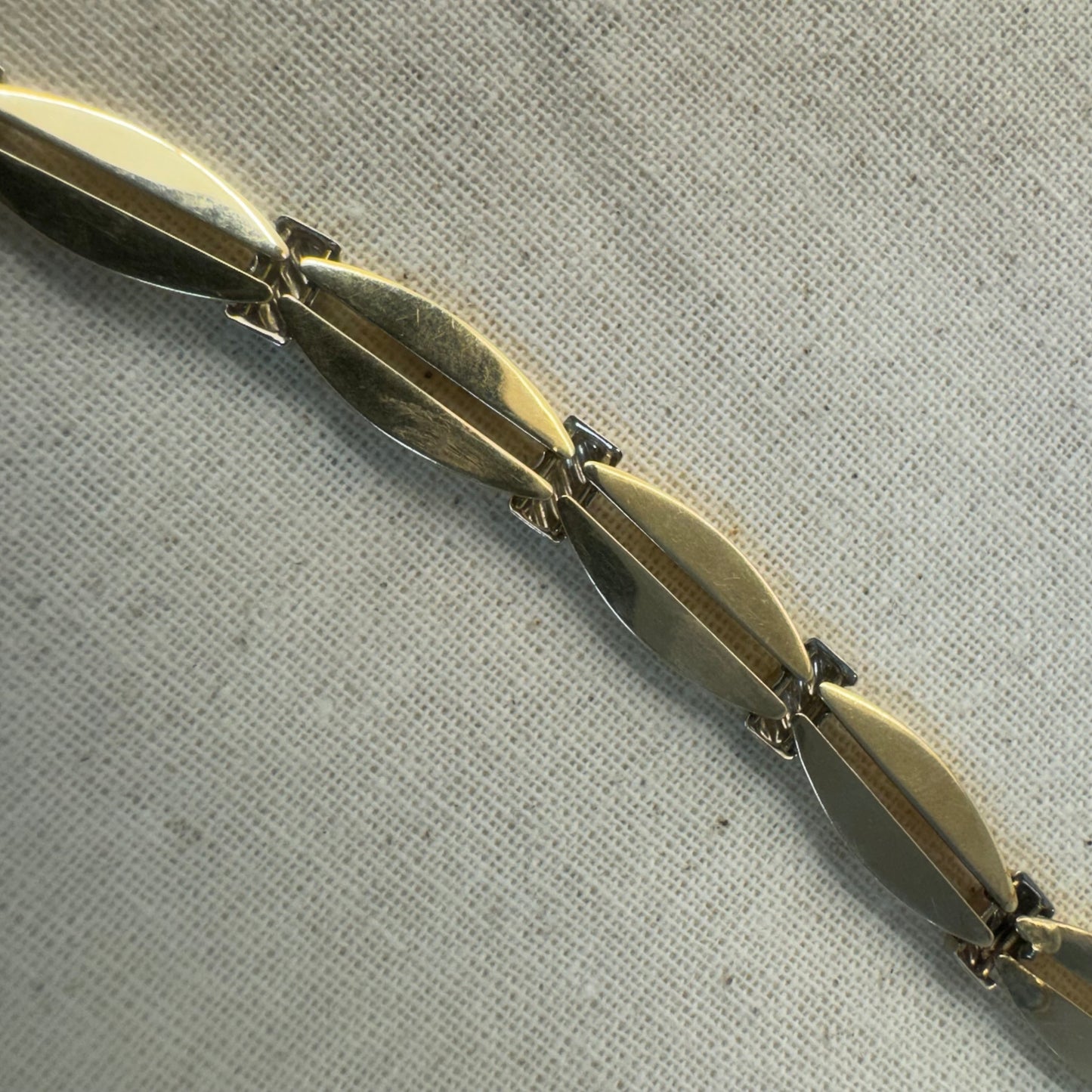 צמיד זהב צהוב וזהב לבן 10 קראט, חוליות.