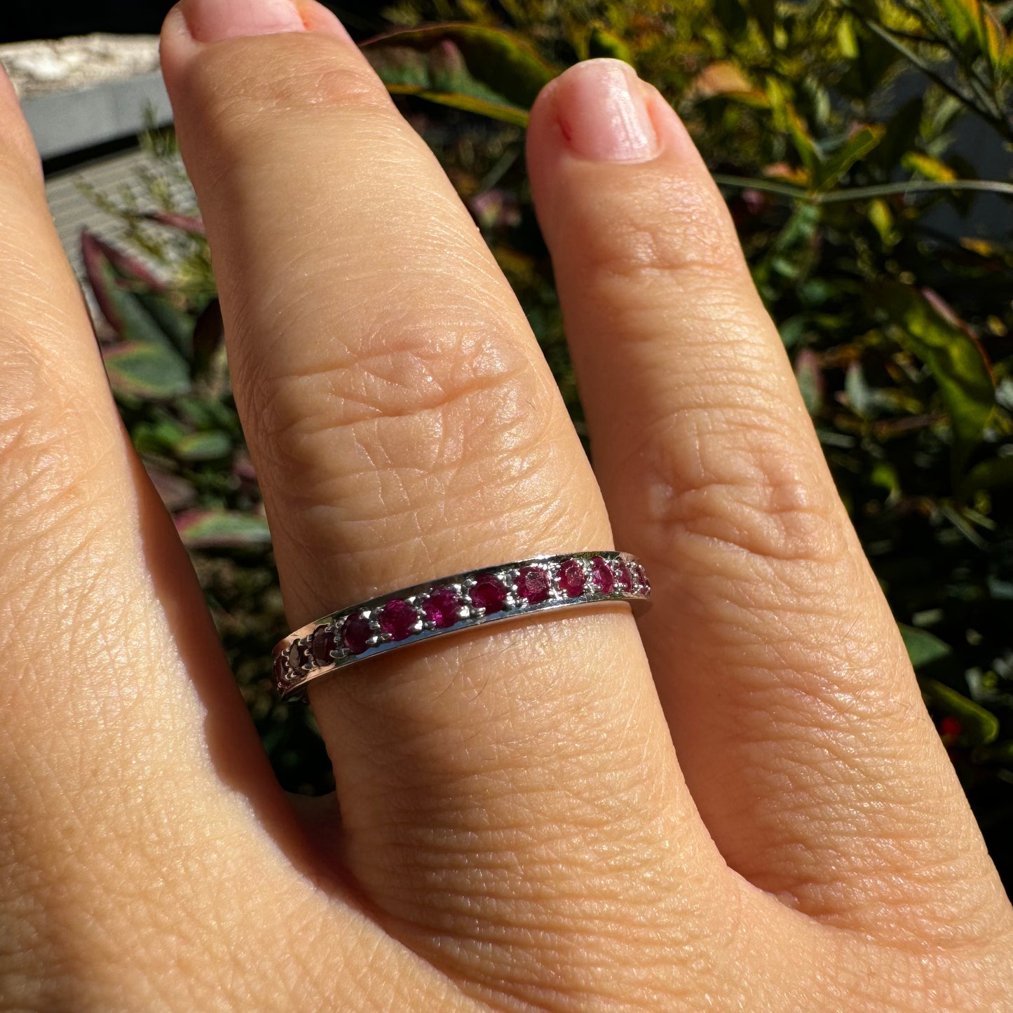 18K gold Eternity ring set with Rubies
