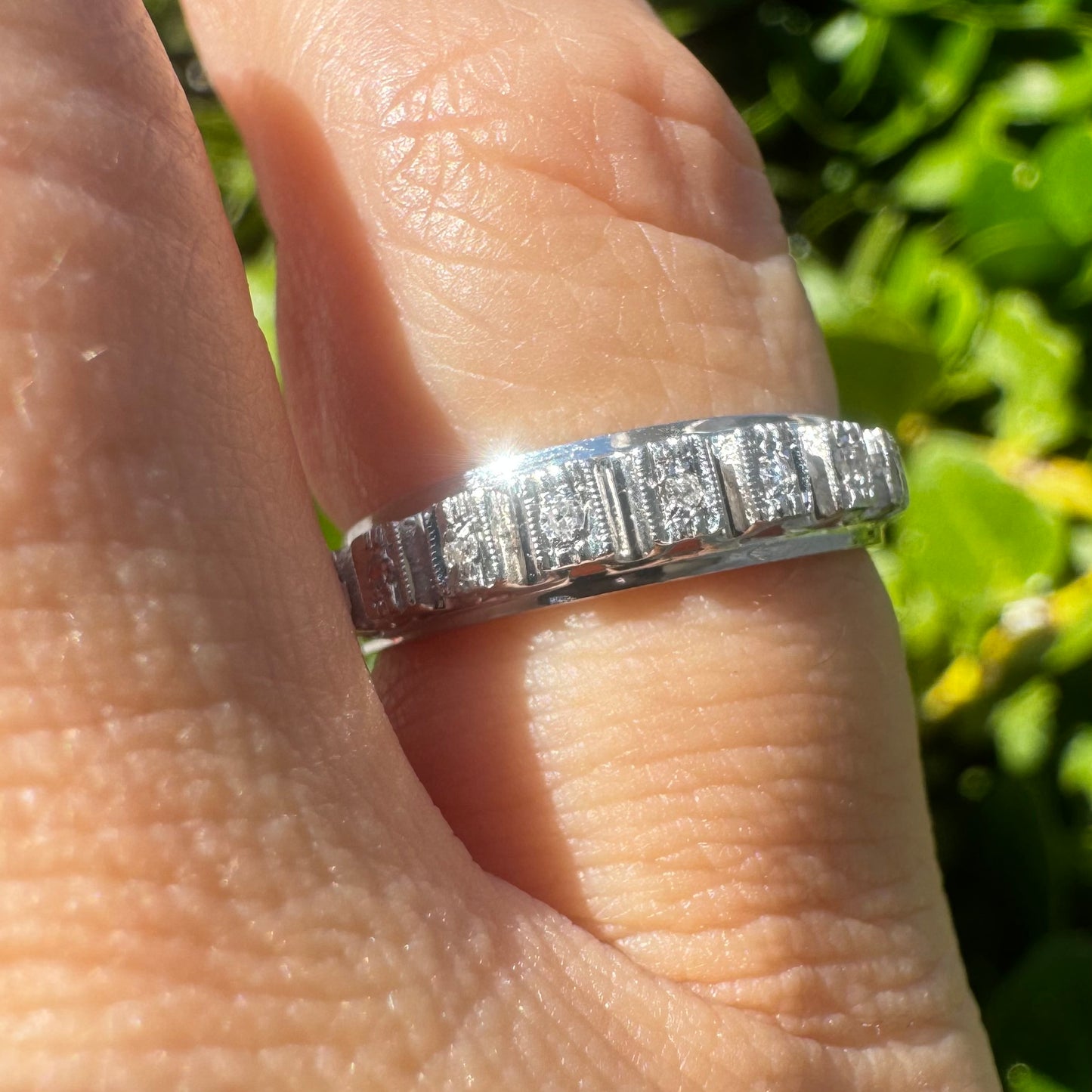 14K gold ring set with Diamonds