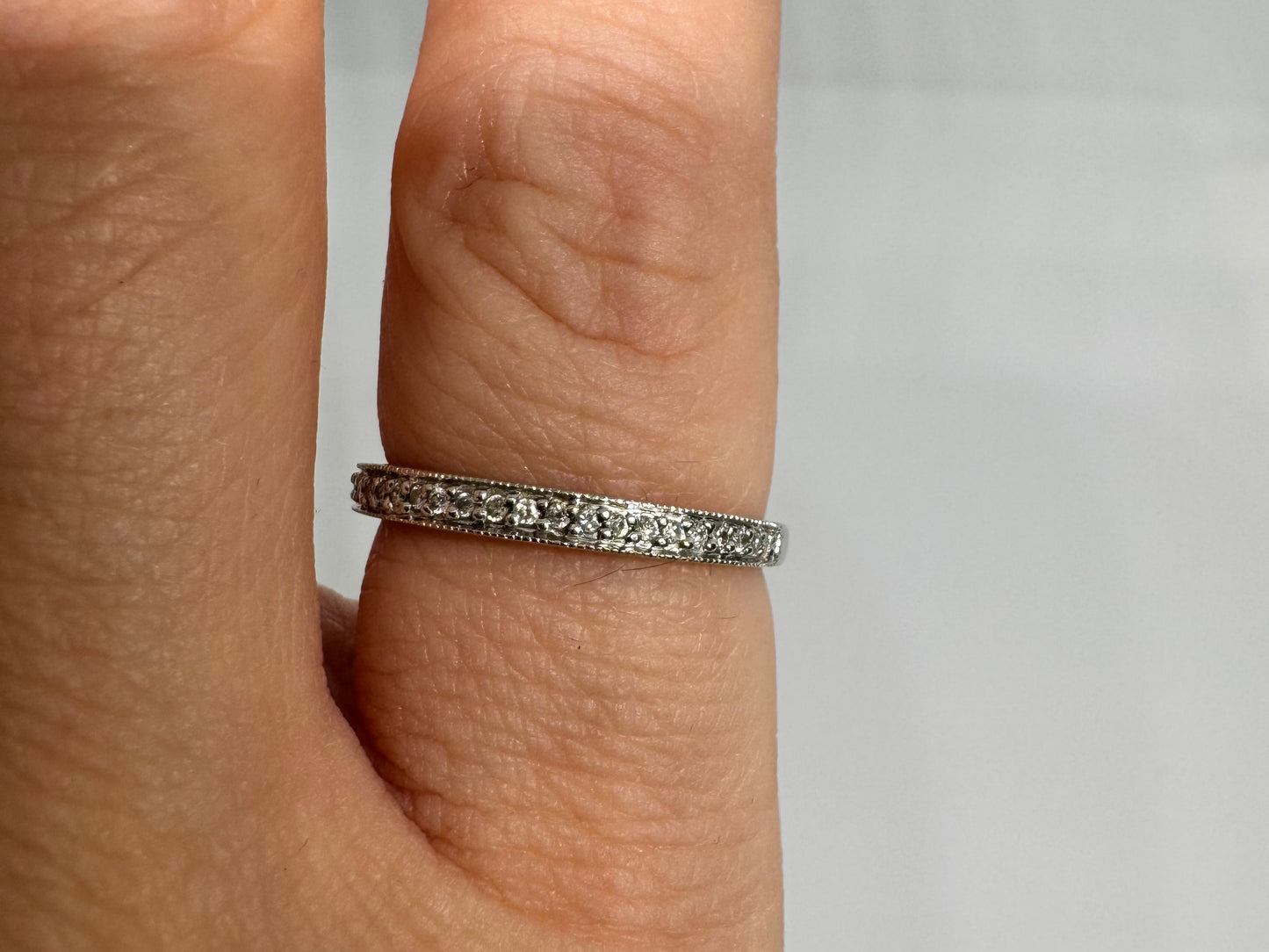 14K gold ring set with Diamonds