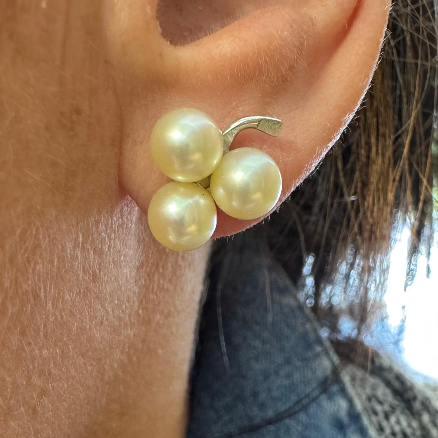 עגילי צמודים זהב 14K משובצים עם פנינים