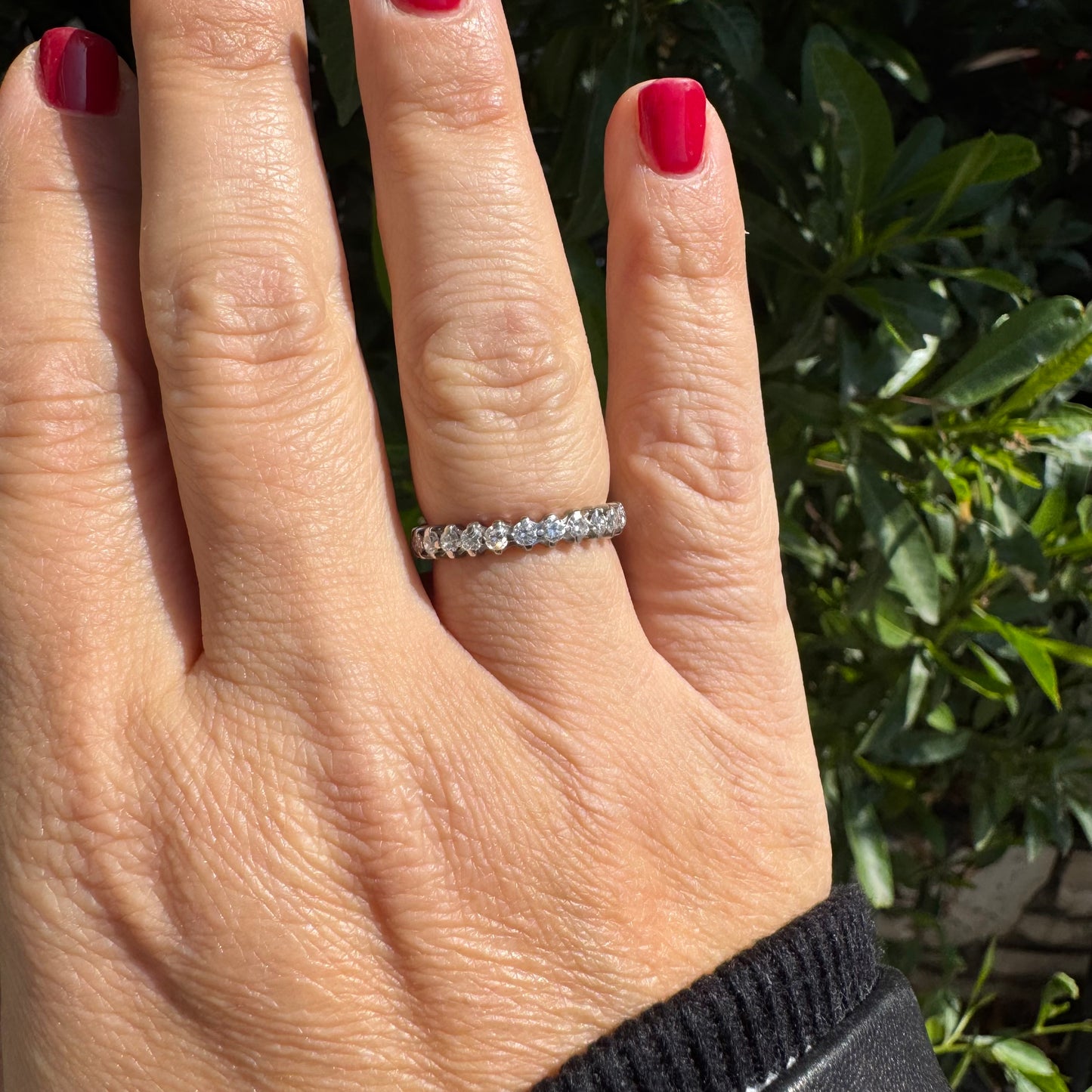 18K gold Eternity ring set with Diamonds