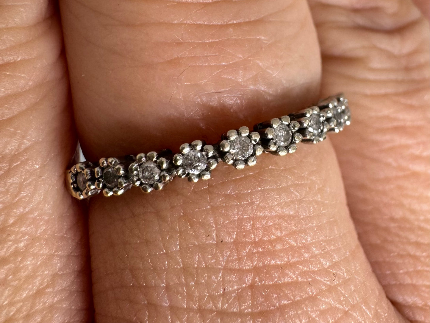 14K gold ring set with Diamonds