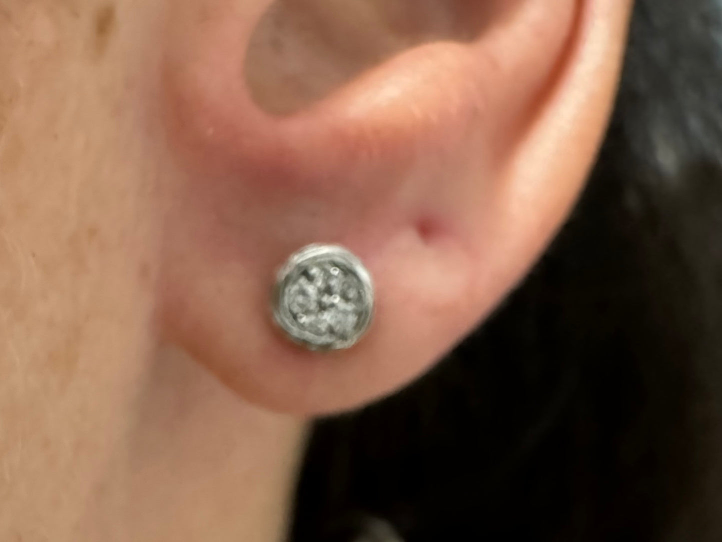 עגילי זהב 14K משובצים יהלומים