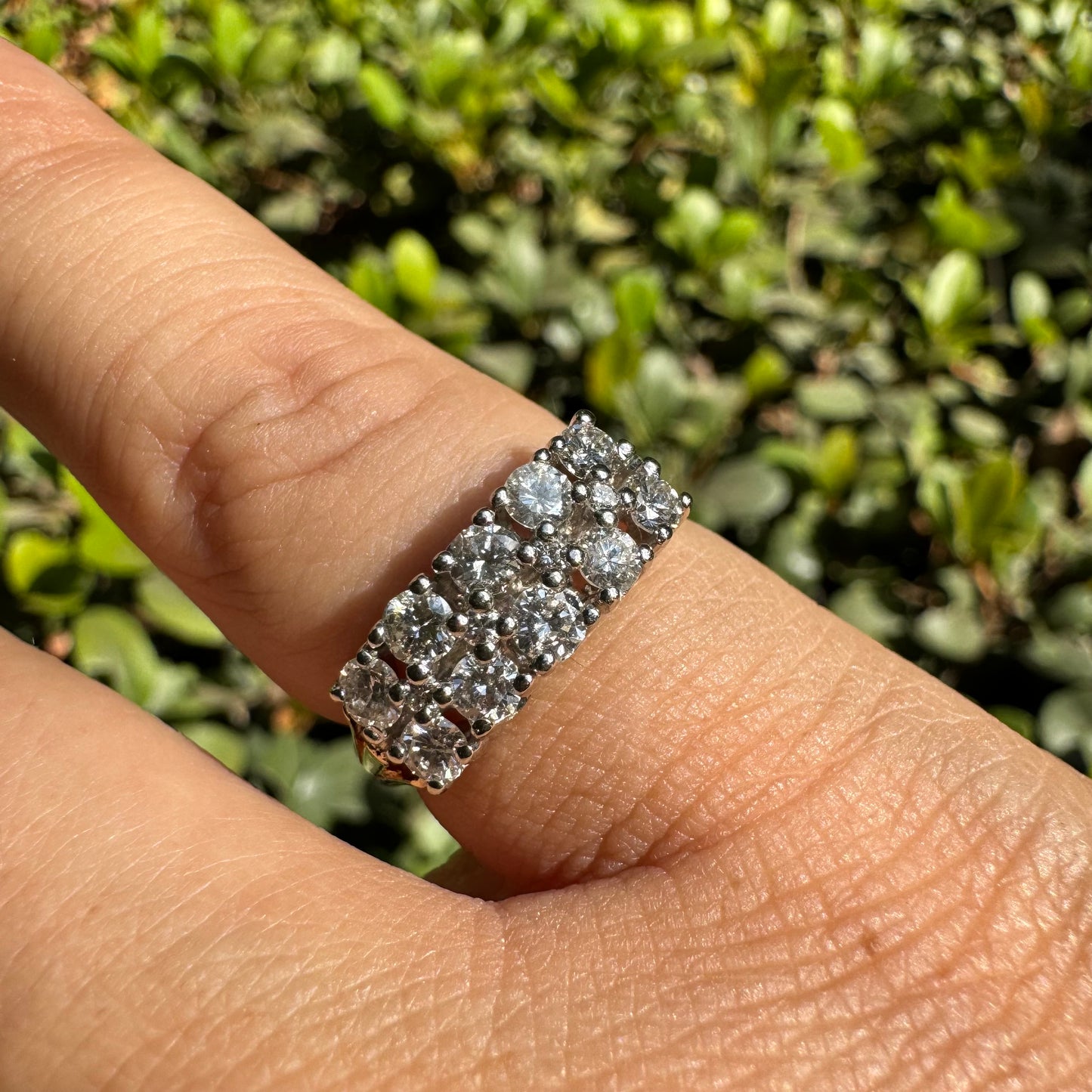 14K gold ring set with Diamonds