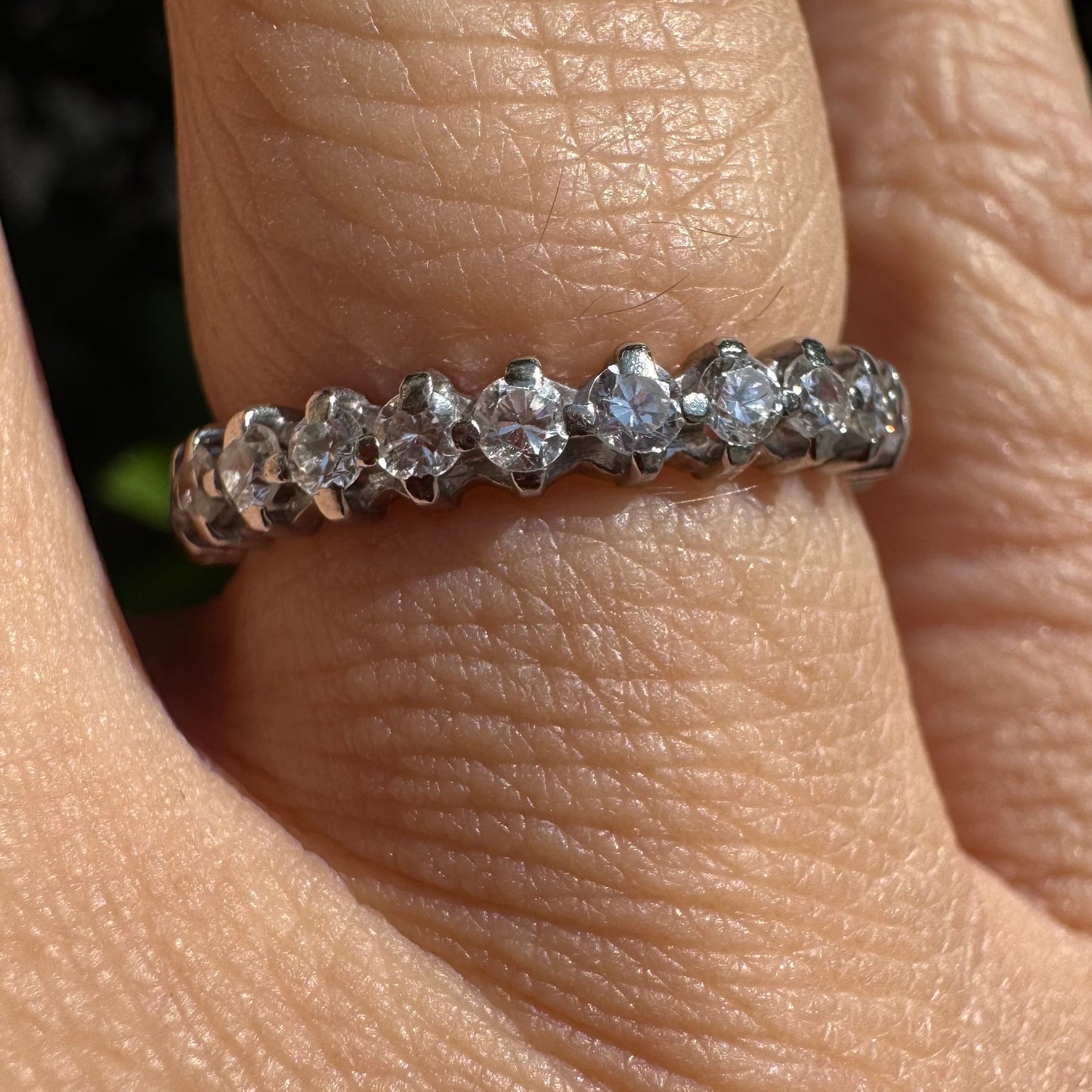 18K gold Eternity ring set with Diamonds