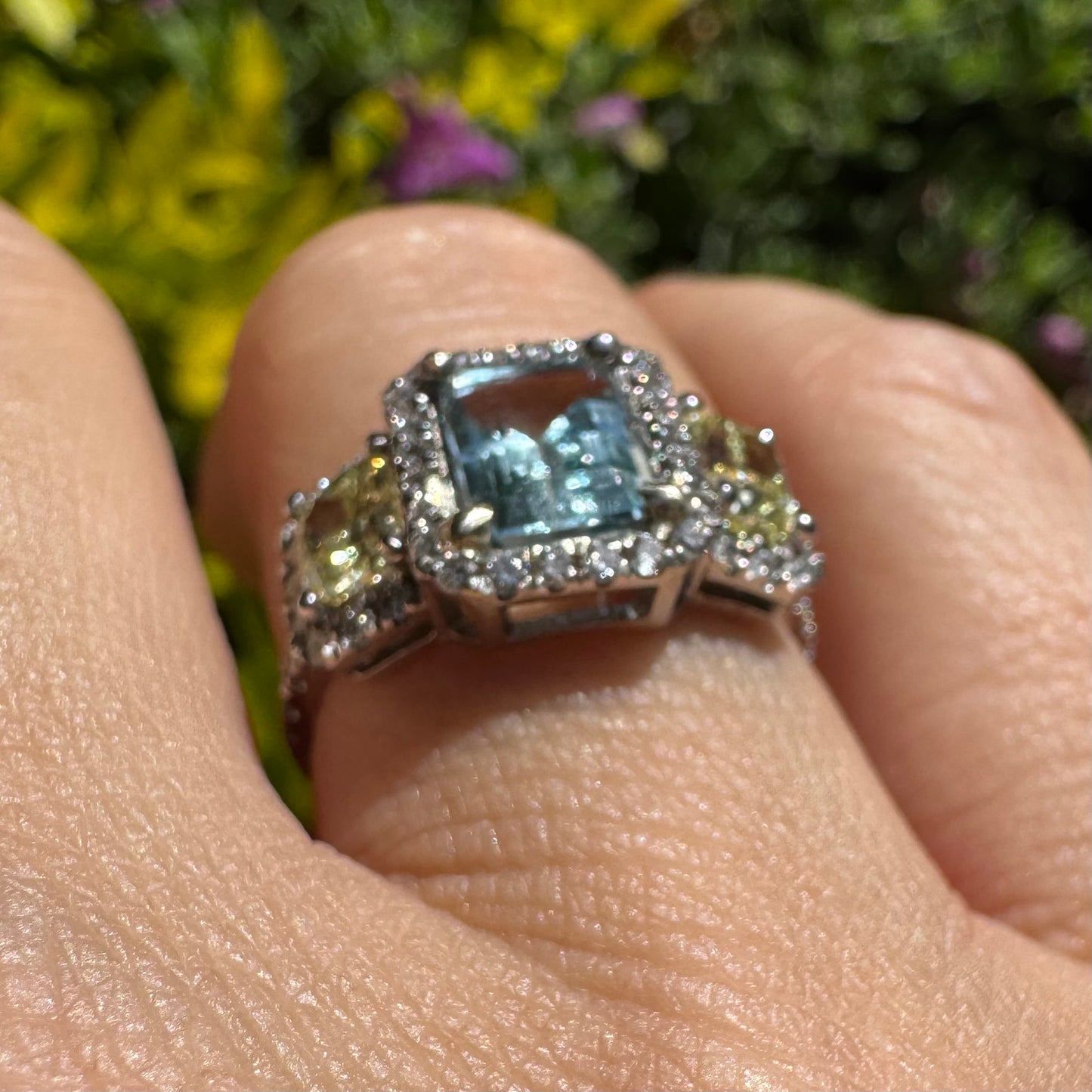 14K Gold Ring Set with Aquamarine & Yellow Diamonds & Diamonds