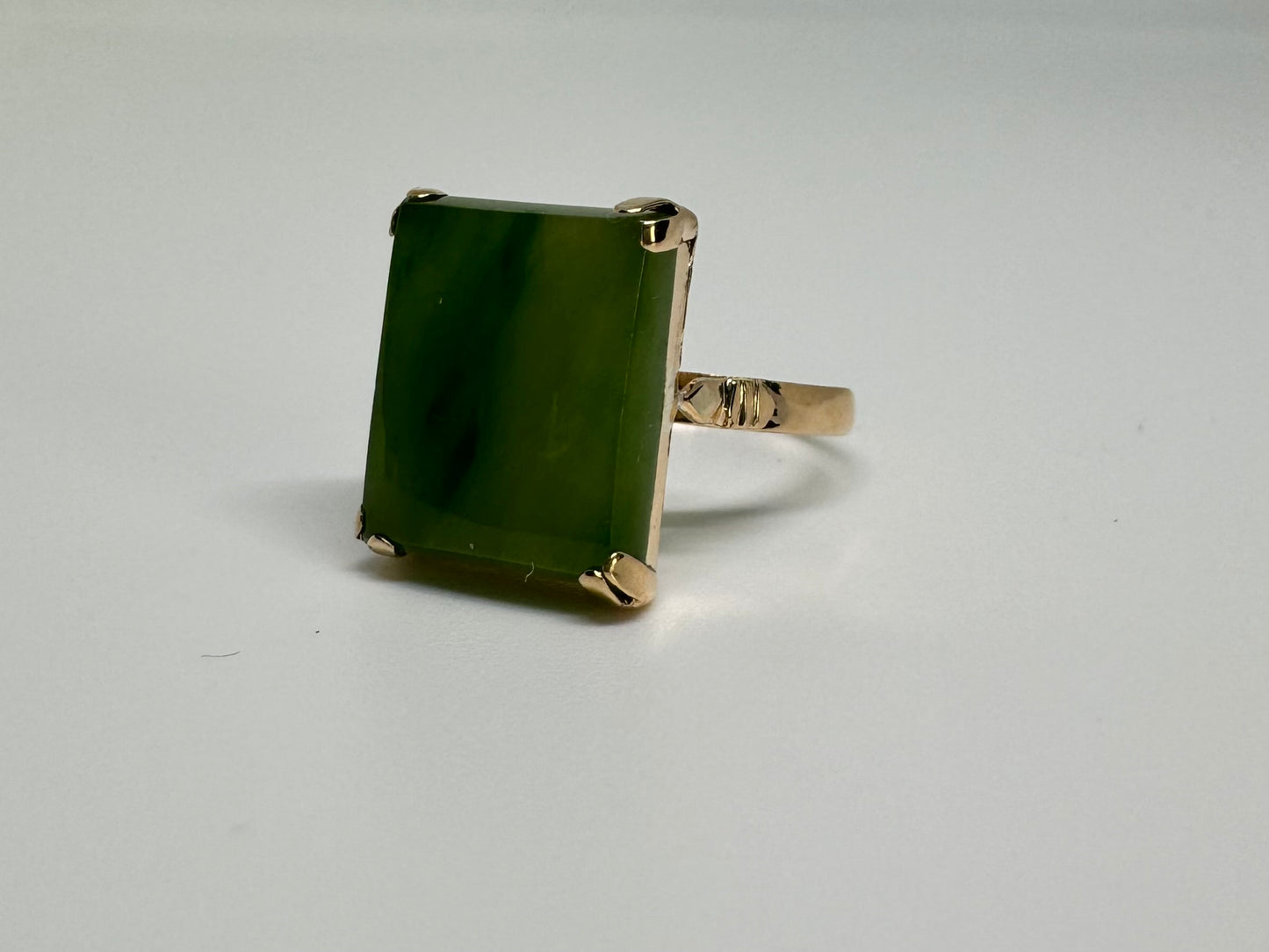 14K gold ring set with square green Jade