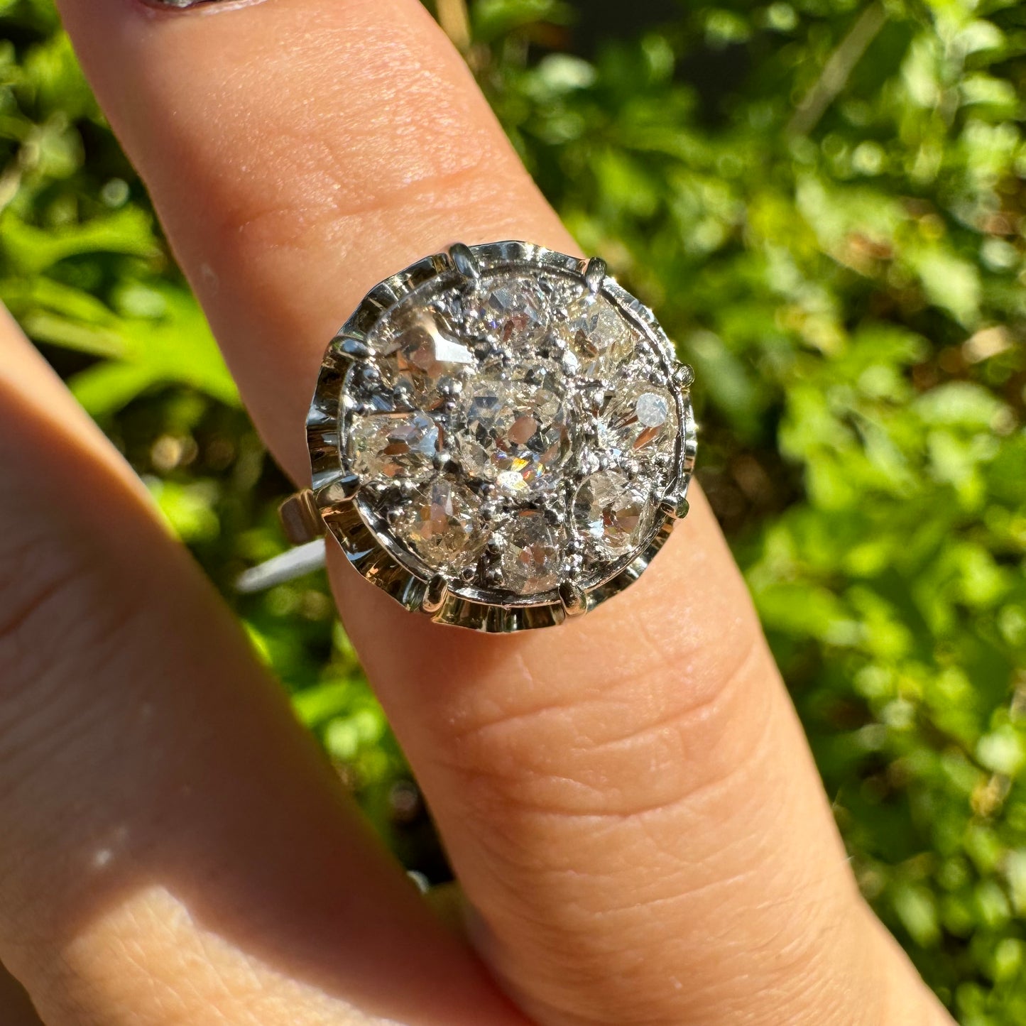 18K white gold ring set with Diamonds