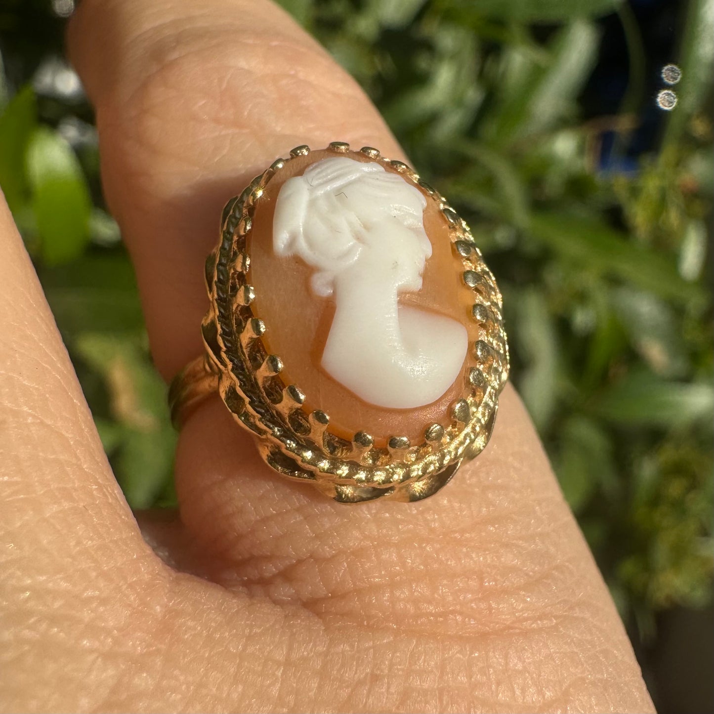 14K gold Cameo ring