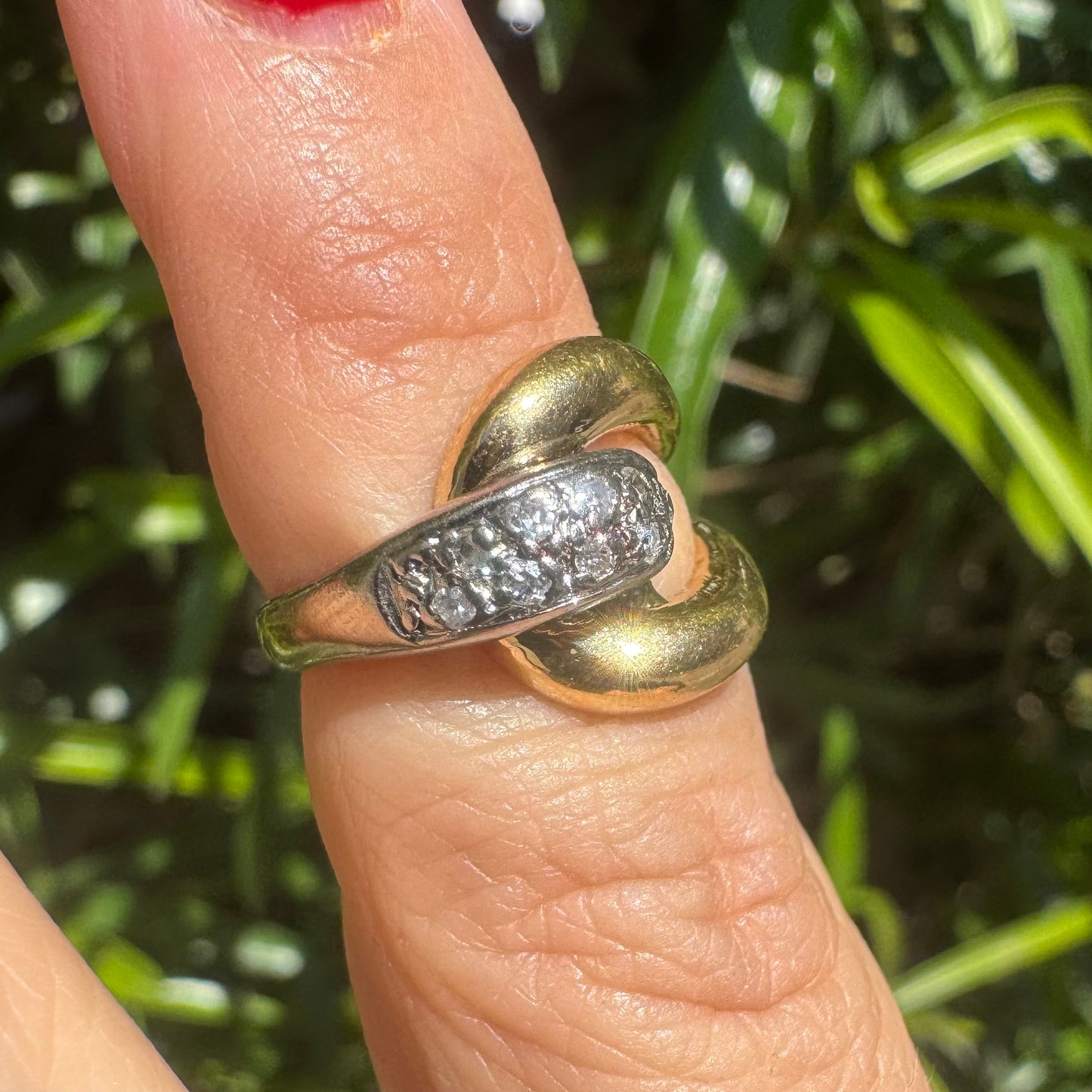 14K Two-Tone gold Link Ring set with Diamonds