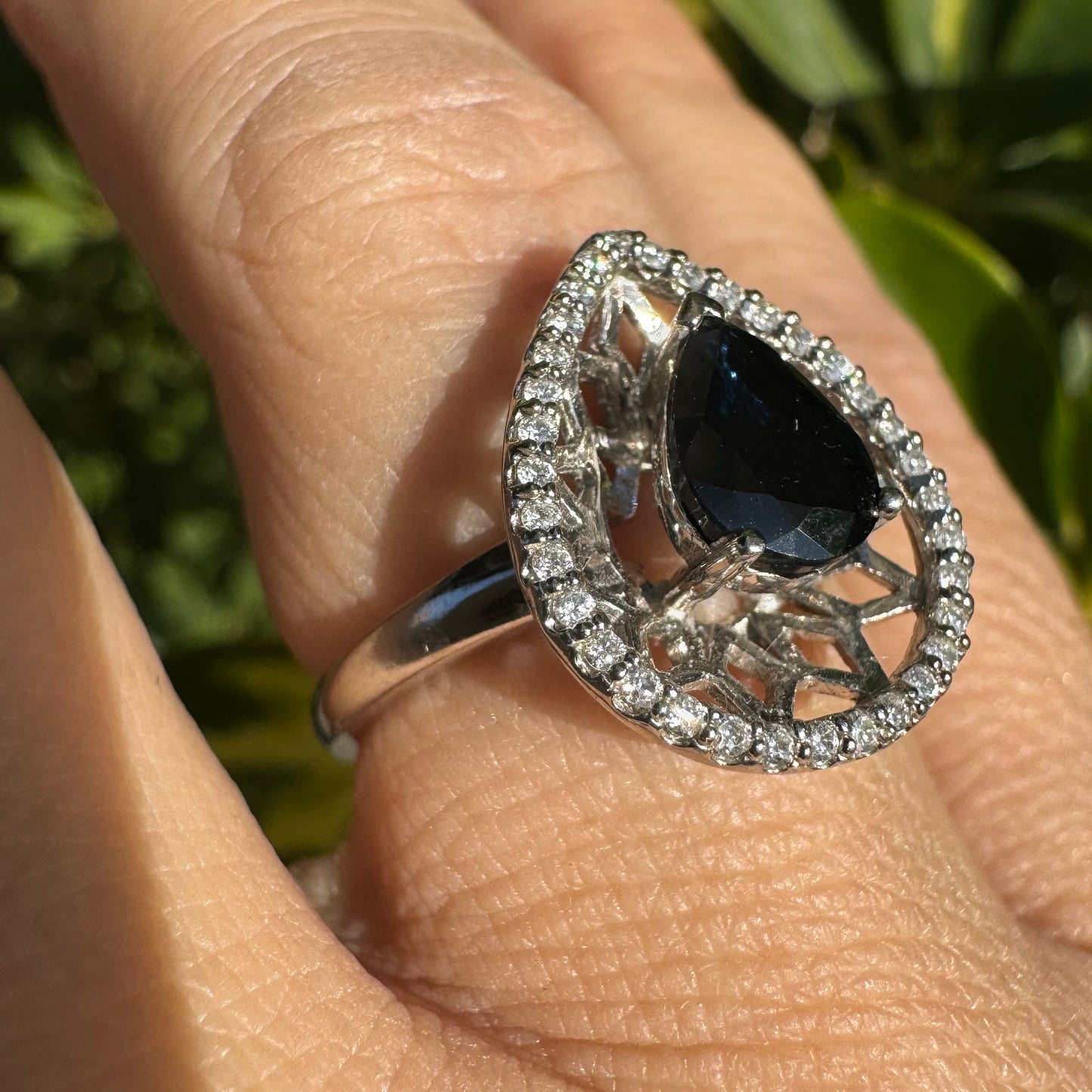 14K gold ring set with Sapphire & Diamonds