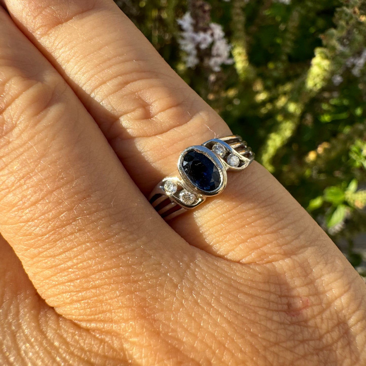 14K gold ring set with Sapphire & Diamonds