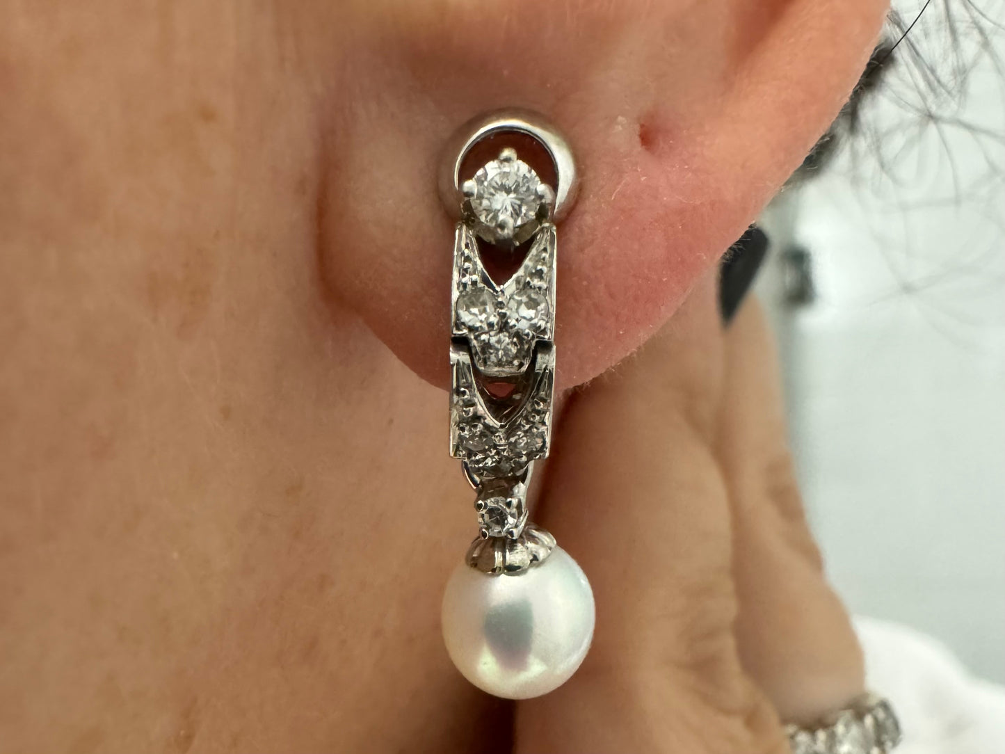 עגילי זהב 14K משובצים פנינים ויהלומים