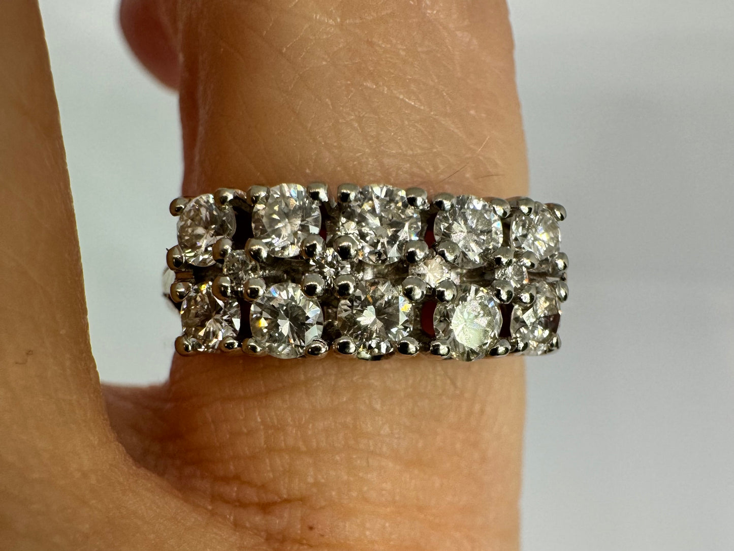 14K gold ring set with Diamonds