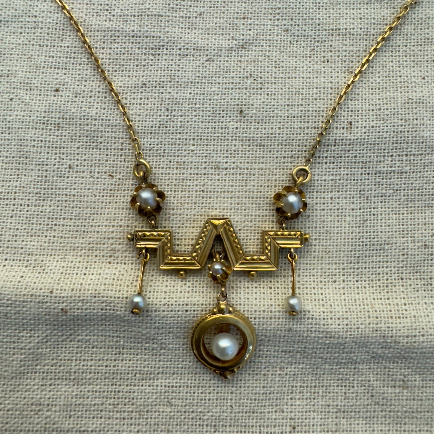 14K gold Necklace set with Pearls