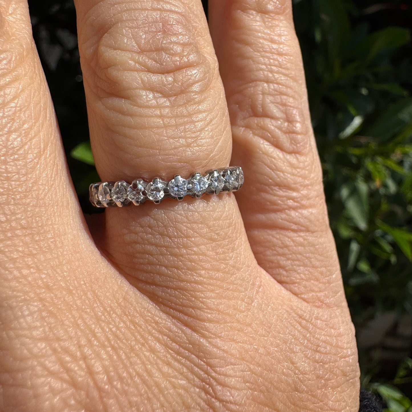 18K gold Eternity ring set with Diamonds