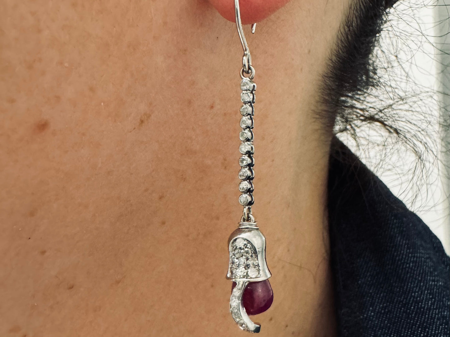 עגילי טיפה זהב 18K משובצים רובי ויהלומים