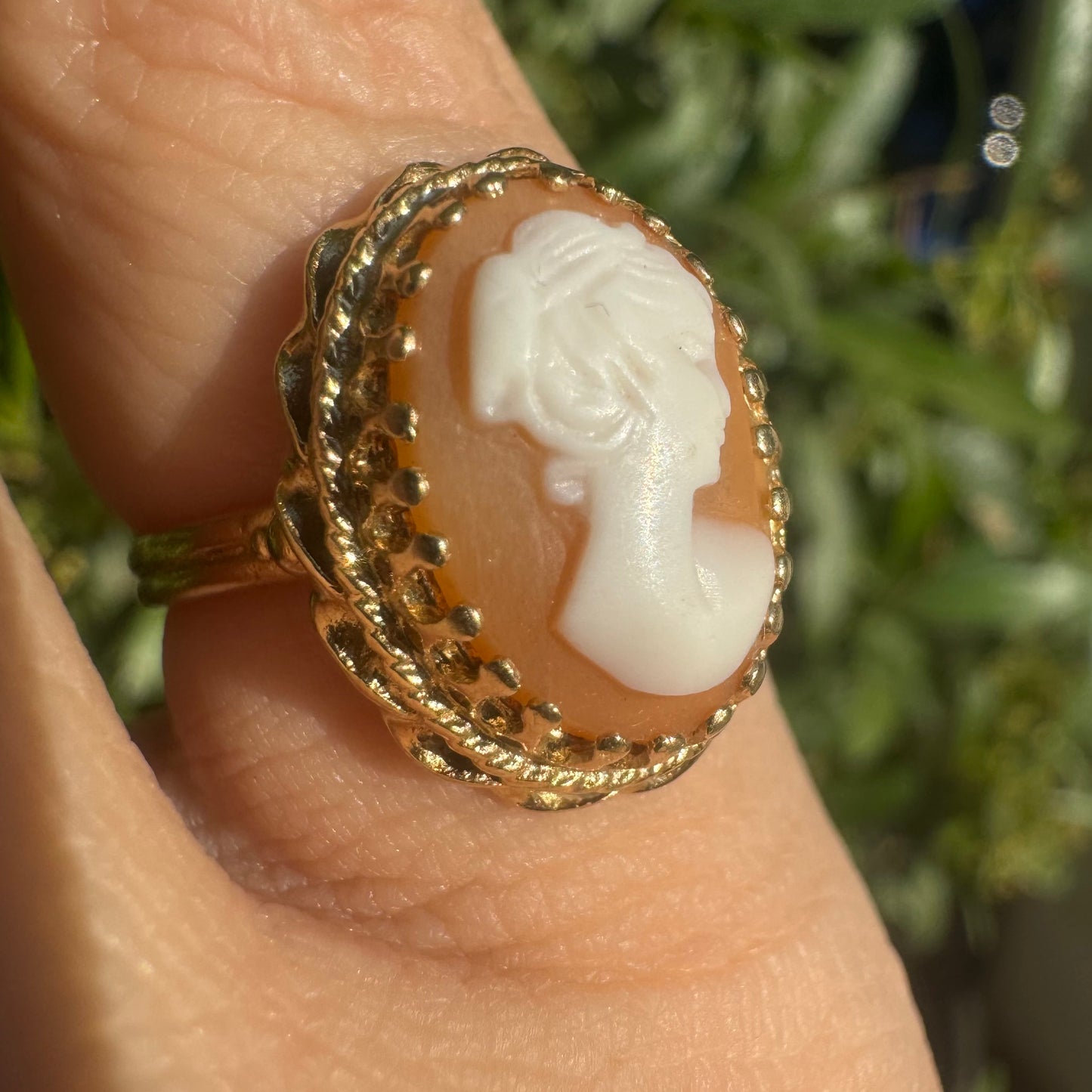 14K gold Cameo ring