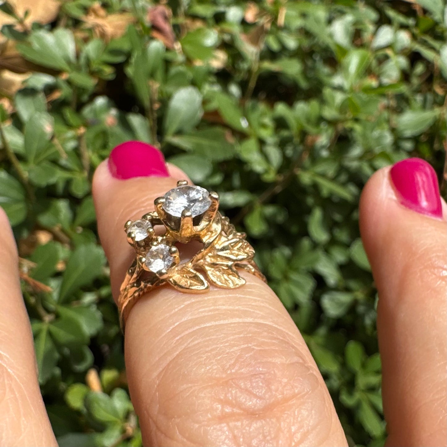 14K gold leaf ring with Sparkling transparent Stones