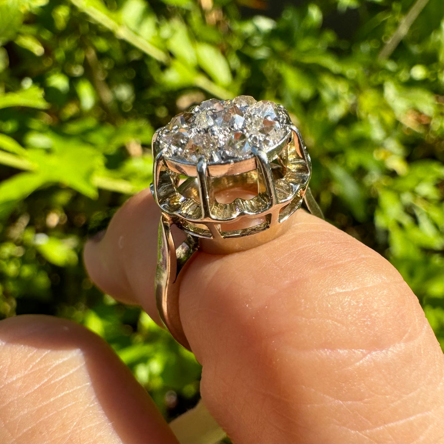 18K white gold ring set with Diamonds