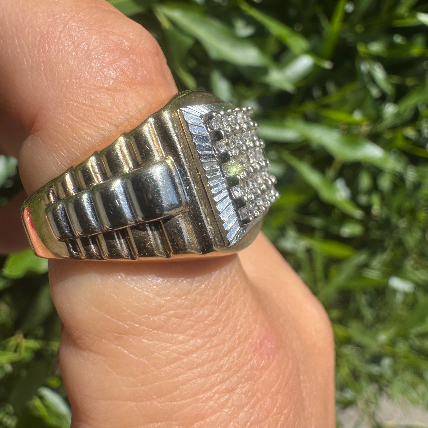 14K gold ring set with brilliant pavé diamonds in a bold square design