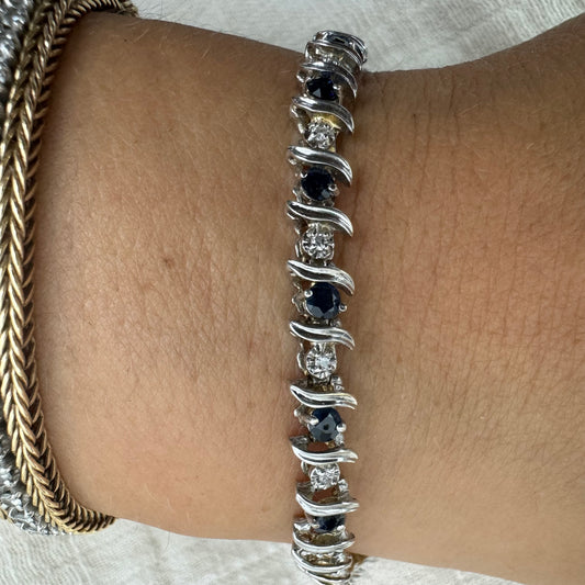 צמיד זהב 14K משובץ ספיר ויהלומים