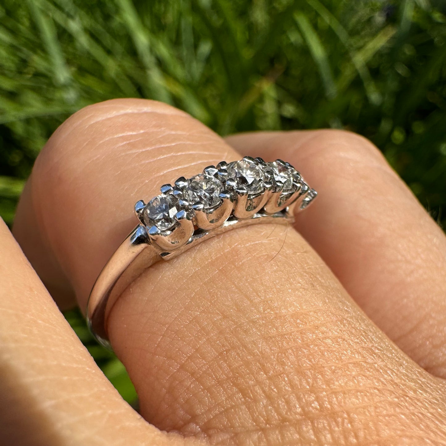 14K gold ring set with Diamonds