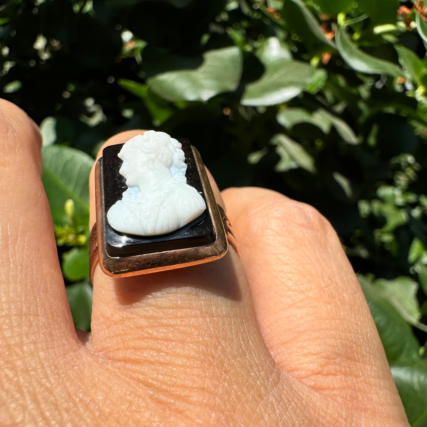 14K gold Cameo ring