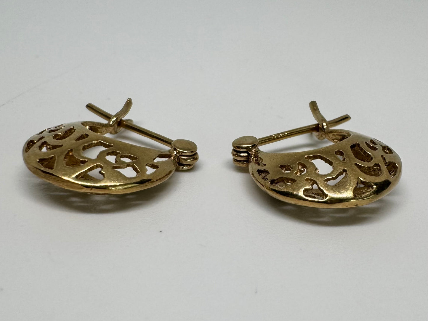 עגילי חישוק זהב 10K