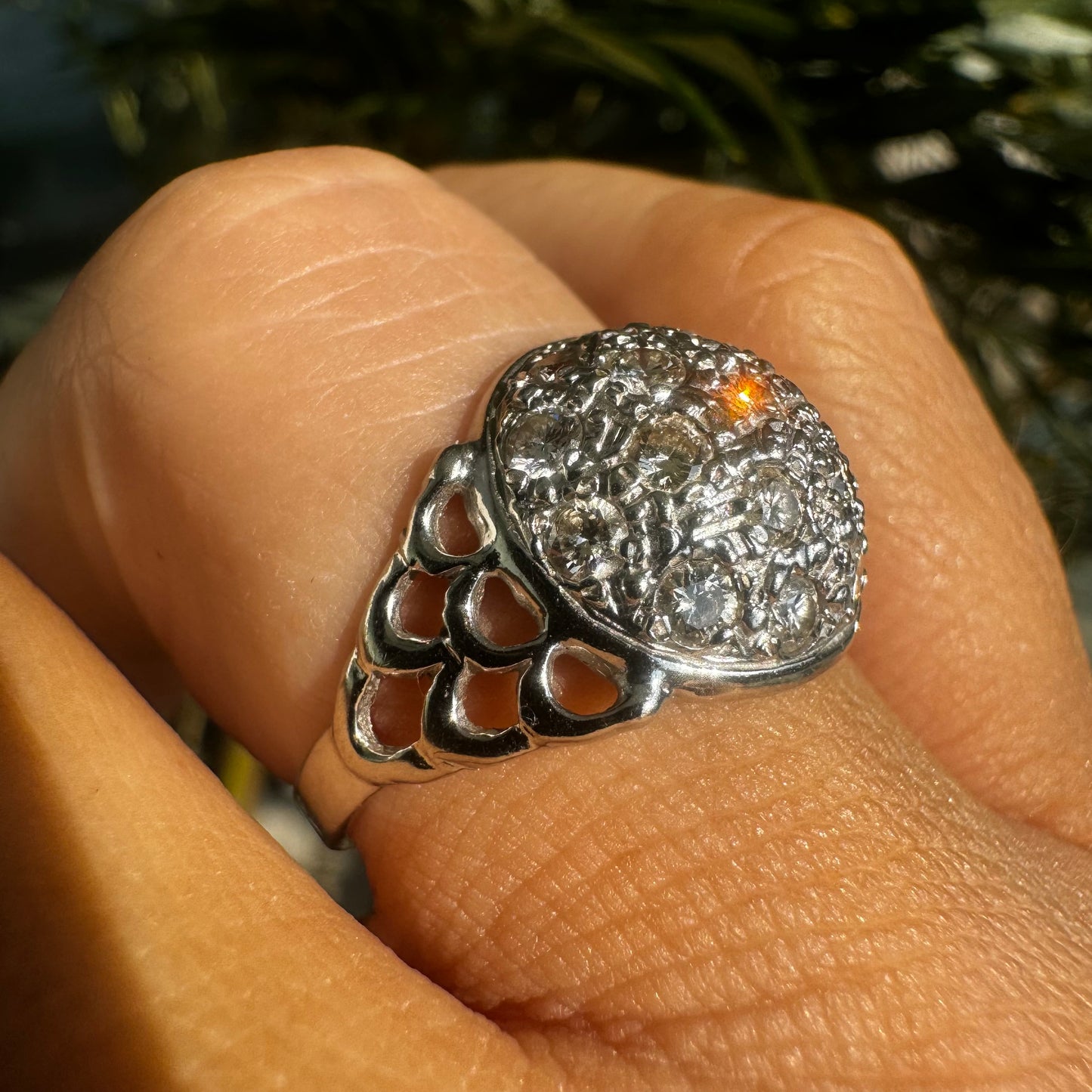 14K gold ring set with Diamonds