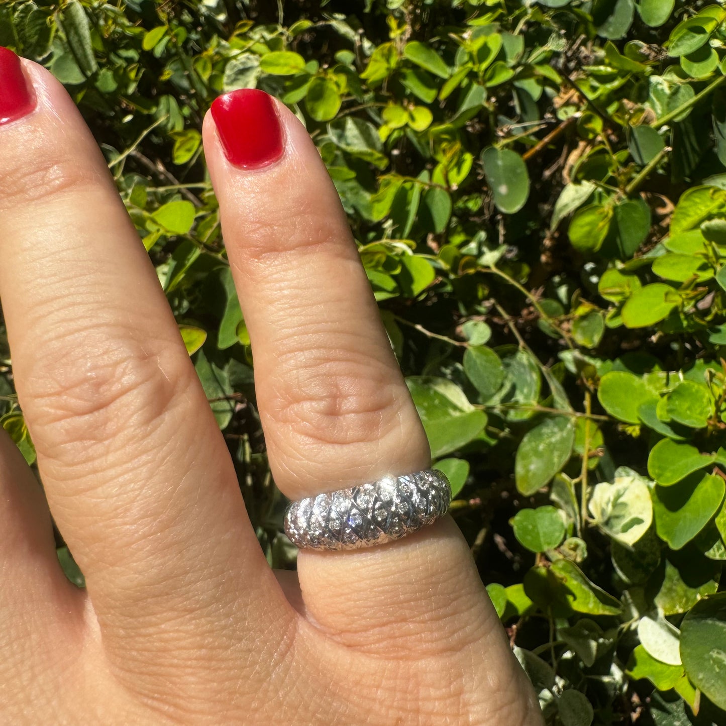 14K gold ring set with Diamonds